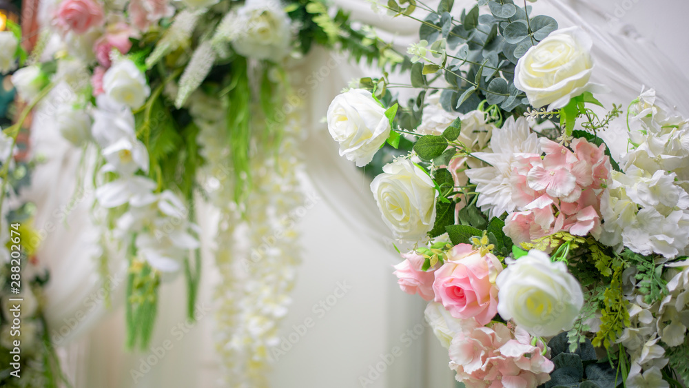 Wall mural white wedding flowers and wedding decorations - Wall murals
