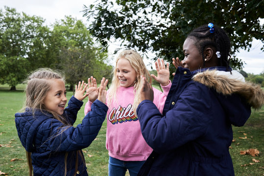 Hand clapping kids.