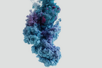 Diffusing ink cloud in water