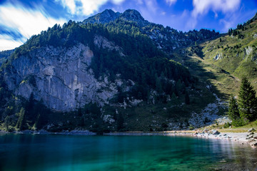 Fototapeta premium Slowenien Wandern Alpen Berge Natur Panorama Sommer See