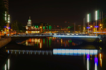 Fototapeta na wymiar Dublin by night
