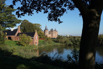Obraz premium The beautiful Muiderslot castle in Netherlands near Muiden