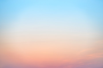 Fototapety  Zachód lub wschód słońca kolorowe różowe, czerwone, niebieskie i pomarańczowe piękne niebo