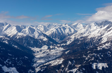 Fototapeta na wymiar Virgental in winter