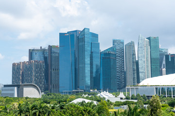 Fototapeta premium シンガポールのダウンタウンコアの都市風景