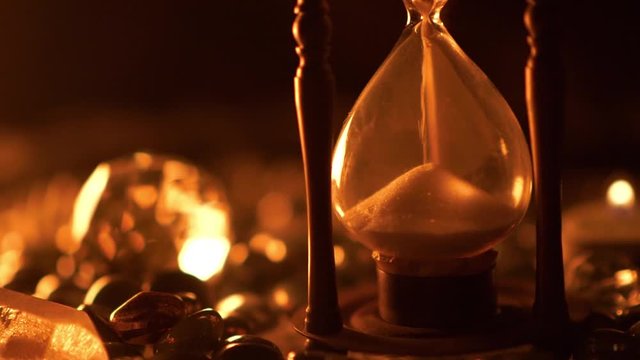 Rotating Hourglass in Slow Motion 240 fps