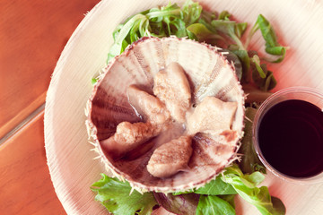 sea ​​urchin with verdure and soy sauce