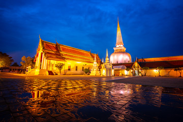 Wat Phra Mahathat Woramahawihan with cloudy sky at Nakhon Si Thammarat in Thailand.
