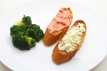 フランスパン　オープンサンド