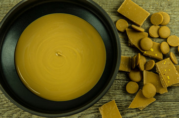 Gold Chocolate made from Caramelised Suagr and Milk