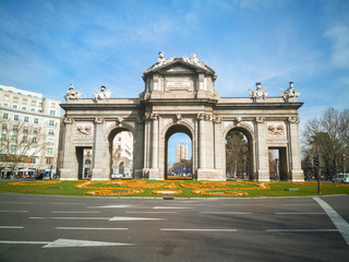 Fototapeta na wymiar Puerta de Alcalá in Madrid