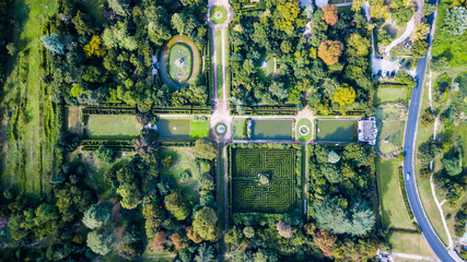 Giardino antico, Drone