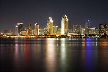 Fototapeta na wymiar San Diego Skyline at night