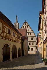 Fototapeta na wymiar Straße in der Altstadt von Rothenburg ob der Tauber in Mittelfranken, Bayern, Deutschland 