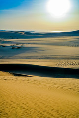 Fototapeta na wymiar Desert at sunrise.