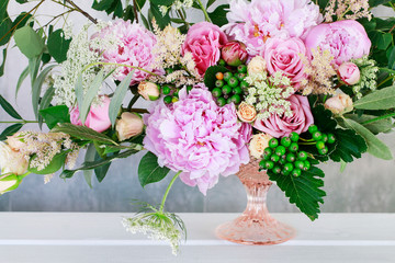 How to make modern table's centerpiece for summer wedding