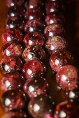 Garnet round beads