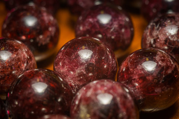 Garnet round beads