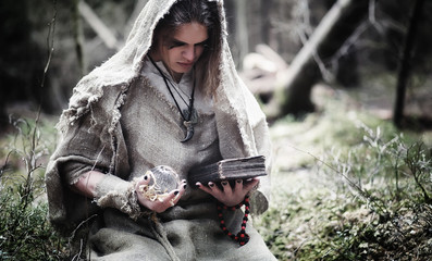 Fairy magician. A sorcerer with a glass sphere, a magical spell and a ritual. Elder with a staff...