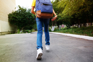 Schoolboy runs to school © sipcrew
