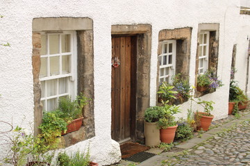Fototapeta na wymiar Old houses in Culross, Scotland