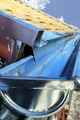 New roof gutter