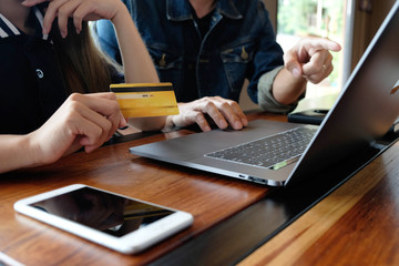 Using a credit card Debits for online purchases Enjoy shopping from your computer, laptops and mobile phones using a credit card.