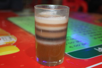8 colors layers tea in one glass famous tea