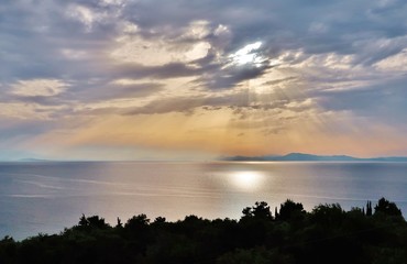 Fototapeta na wymiar Abendstimmung, Pagasitischer Golf, Griechenland