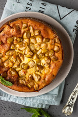 No crust healthy cheesecake with pear, mint and honey.