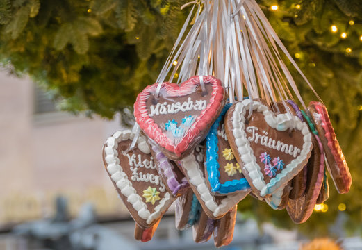 Lebkuchenherzen auf dem Weihnachtsmarkt 