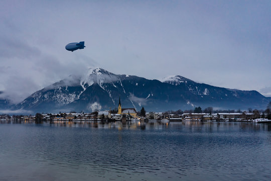 Luftschiff am Tegernsee