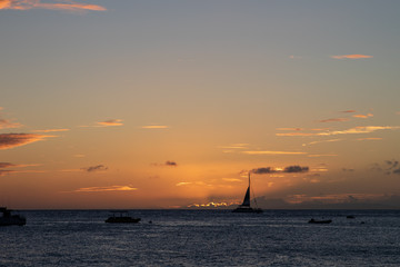 Fototapeta na wymiar Sailboat sunset landscape