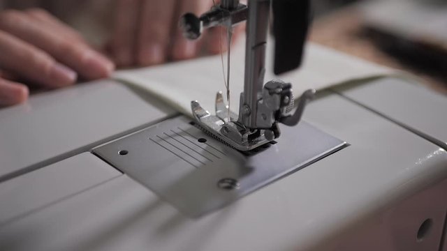 N&auml;hmaschine closeup 1