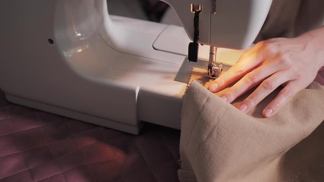 N&auml;hmaschine closeup 7