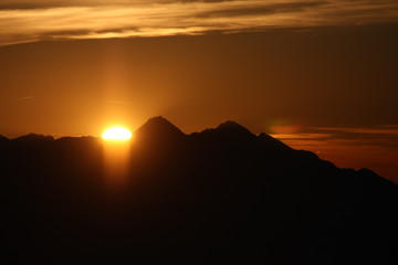 Herbstwanderung am Abend zum Patscherkofel mit Abendrot und Blick auf das Inntal und Innsbruck 2