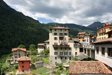 IL BORGO ANTICO DI BAGOLINO