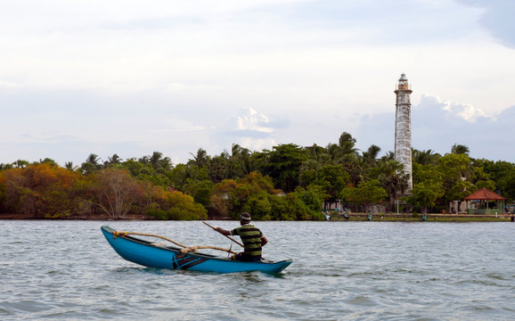 Fisherman heading home on Batticaloa Lagoon, Sri Lanka