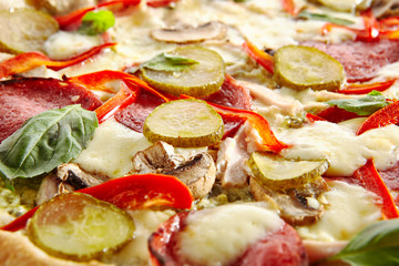 Creamy Pizza with Cervelat