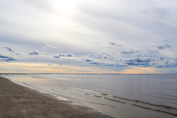 Obraz premium White sea. Severodvinsk. The Island Of Yagry. Autumn day by the sea