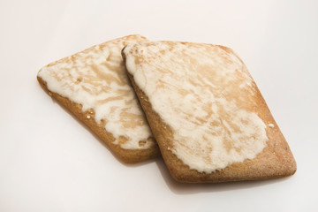Mustaccioli sardi sfondo bianco