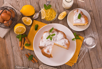 Cake with lemon cream filling.