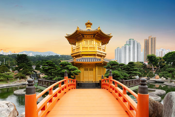 Chi Lin Nunnery of Nan Lian Garden situated at Diamond hill, Hong Kong, China during sunset - obrazy, fototapety, plakaty