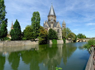 Fototapeta na wymiar Temple Neuf (Metz)