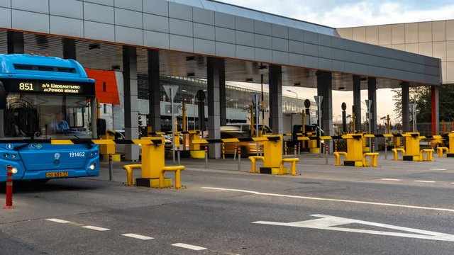 exit of cars from paid Parking at the airport, time lapse