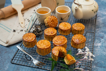 Moon Festival Cakes with Tea