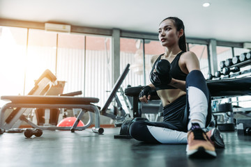Fototapeta premium Fitness women exercise workout in the gym
