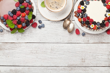 Chocolate cakes with berries
