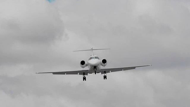 Executive Aircraft Approach Overflight Close Up