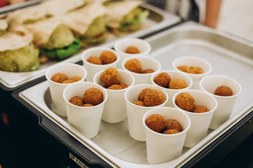 fast food takeaway chicken paper container cup
